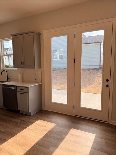 Spacious, unfurnished interior of a new home in Annsbury Park, Lilburn (Image 27). Spacious, unfurnished interior of a new home in Annsbury Park, Lilburn (Image 27).