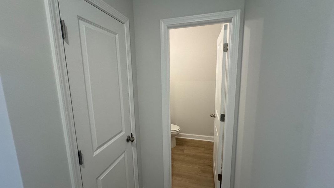 Spacious, unfurnished interior of a new home in Watson Hill, Summerville (Image 37).