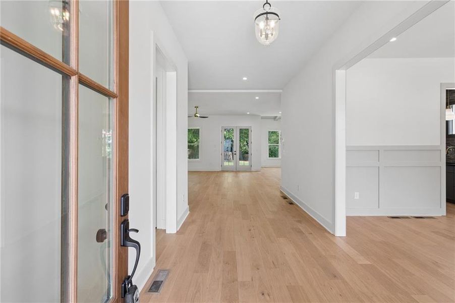 Spacious, unfurnished interior of a new home in , Atlanta (Image 39).