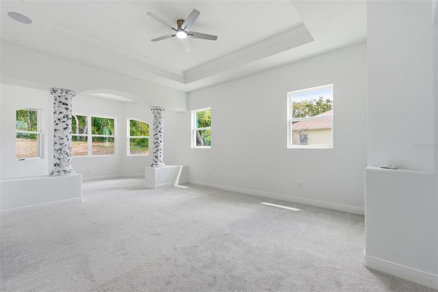 Spacious, unfurnished interior of a new home in , Hernando (Image 45).