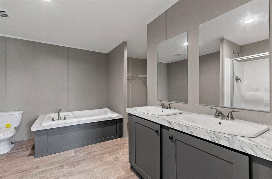 Furnished interior view inside a new home in , Astatula (Image 11).