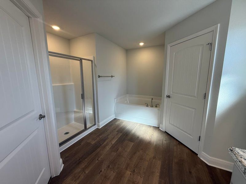 Spacious, unfurnished interior of a new home in Ashton View, Crestview (Image 9). Spacious, unfurnished interior of a new home in Ashton View, Crestview (Image 9).