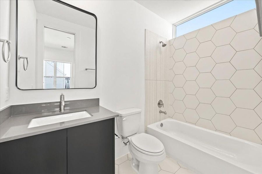 Furnished interior view inside a new home in Middle Street Lofts on the Bayou, Houston (Image 14). Furnished interior view inside a new home in Middle Street Lofts on the Bayou, Houston (Image 14).