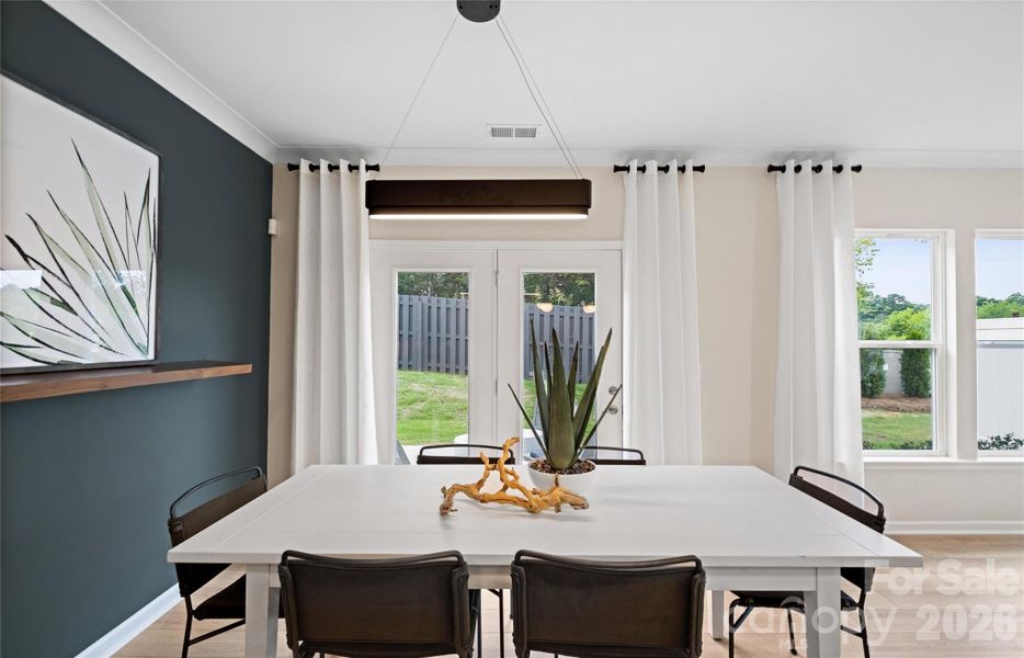 REPRESENTATION PHOTO REPRESENTATION PHOTO