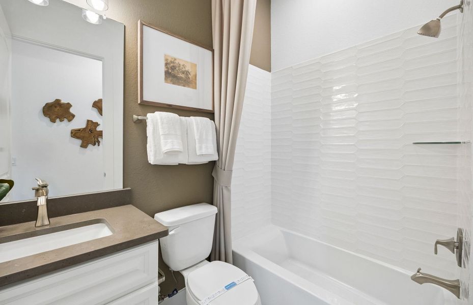 Representative furnished interior of a home built from the Stellar by Del Webb in Del Webb Sugar Land at Ryehill, Rosenberg (Image 16).