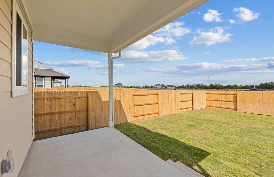 Exterior details and patio area of a home in Patterson Ranch, Georgetown (Image 17).