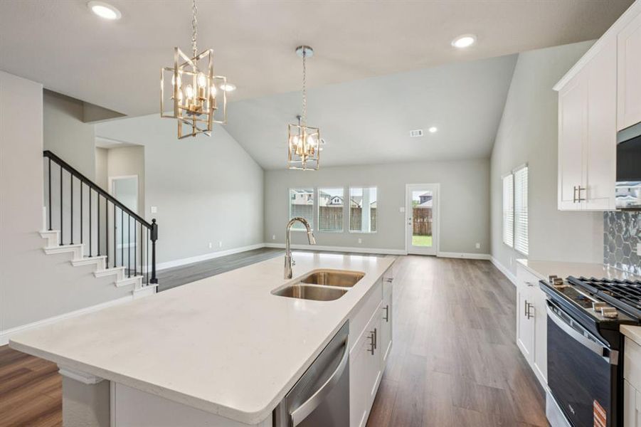 Photo is not of the actual home, but is an inspirational photo of builder’s model home and may depict options, furnishings, and/or decorator features that are not included. Photo is not of the actual home, but is an inspirational photo of builder’s model home and may depict options, furnishings, and/or decorator features that are not included.