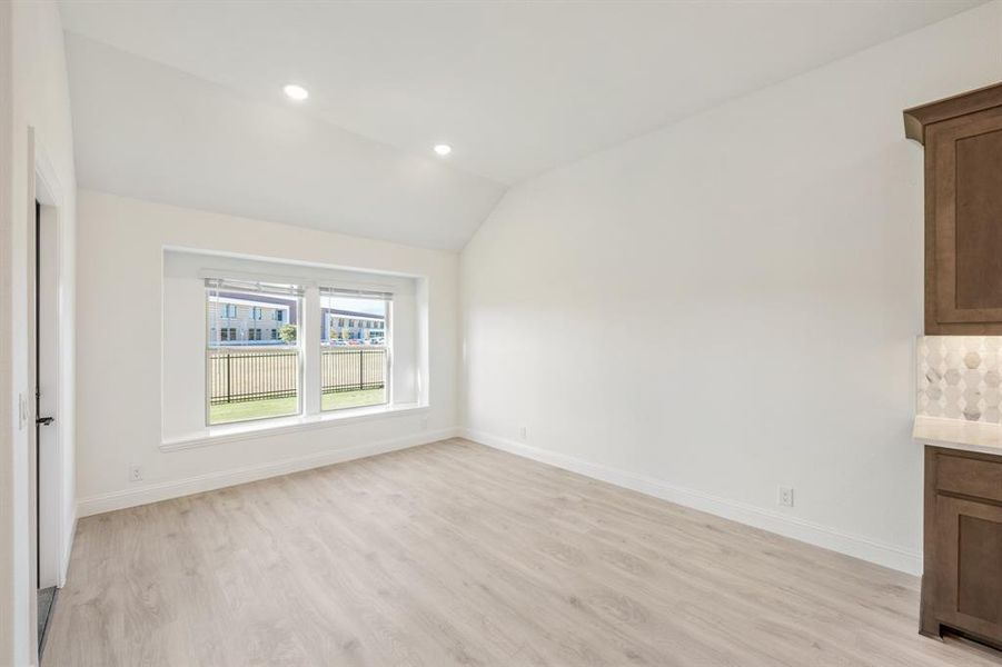 Spacious, unfurnished interior of a new home in Ridge Ranch Classic 60, Mesquite (Image 19).