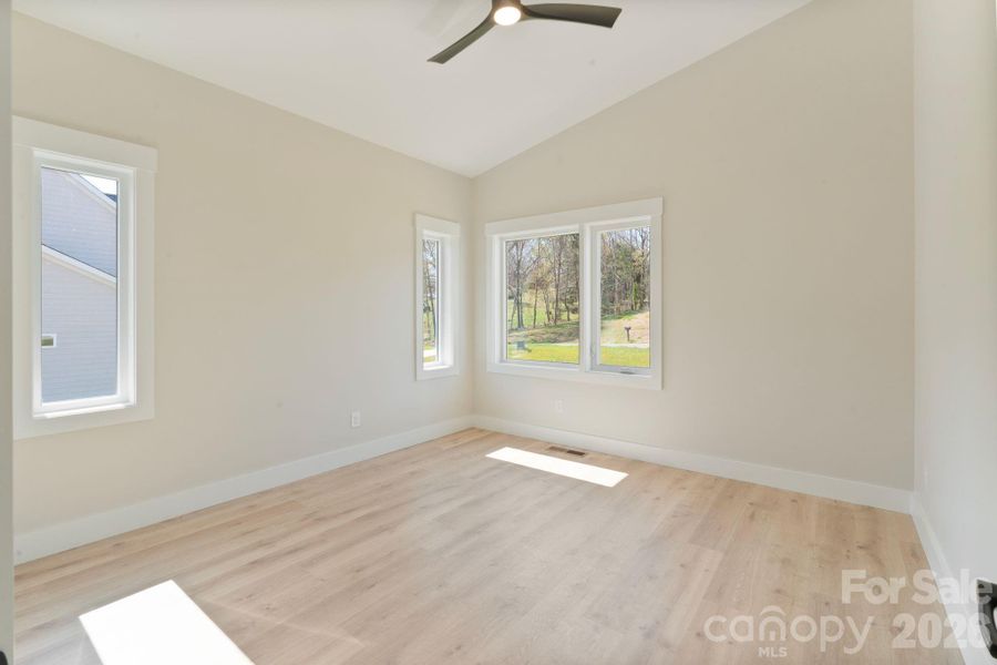 Spacious, unfurnished interior of a new home in , Hickory (Image 27).