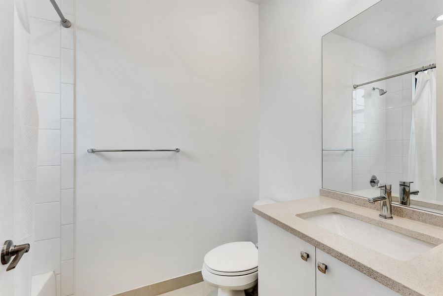 Image 49 of a home in .