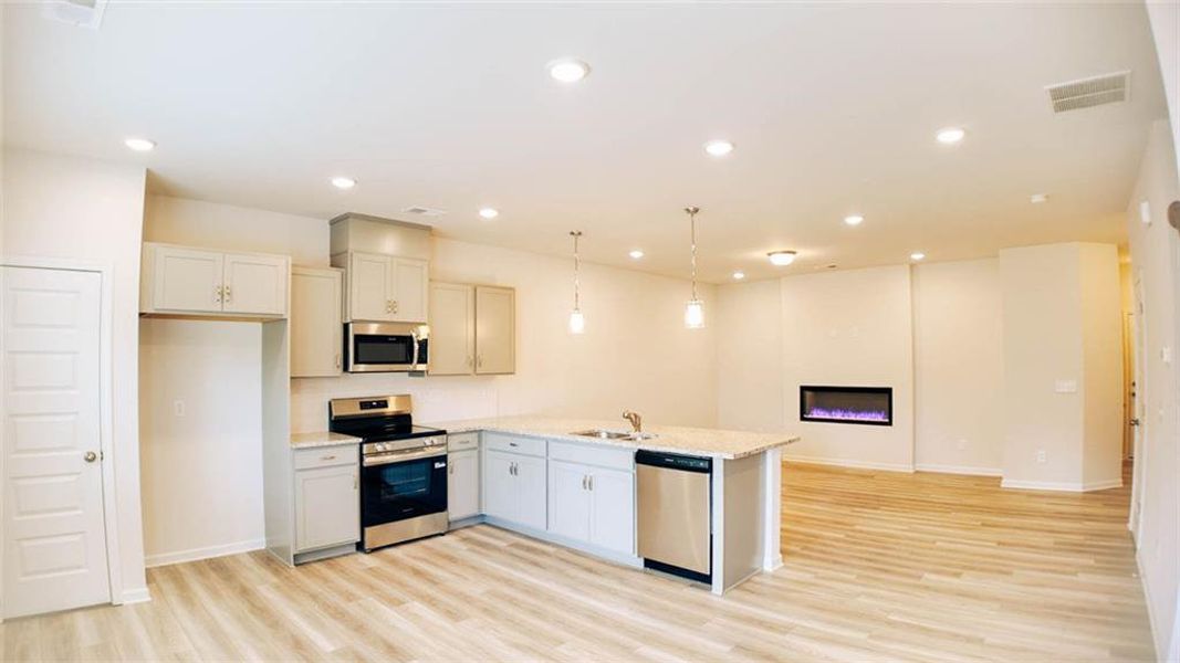 Furnished interior view inside a new home in Franklin Manor, Lawrenceville (Image 8). Furnished interior view inside a new home in Franklin Manor, Lawrenceville (Image 8).