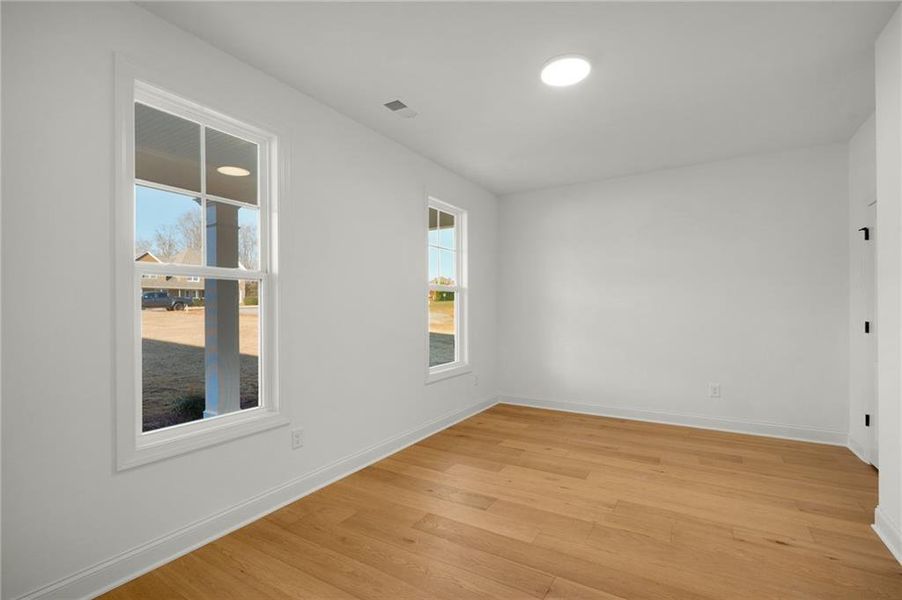 Spacious, unfurnished interior of a new home in , Calhoun (Image 14).