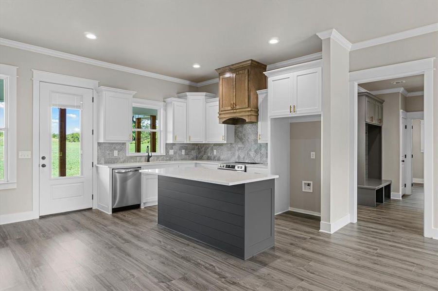 Furnished interior view inside a new home in , Van (Image 5).