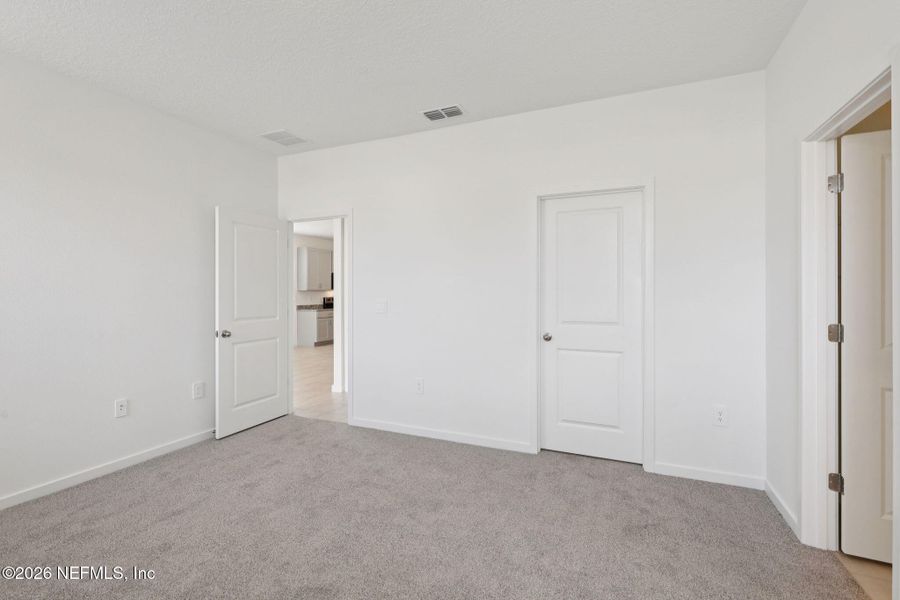 Spacious, unfurnished interior of a new home in Cypress Meadows - Signature Series, Jacksonville (Image 26).