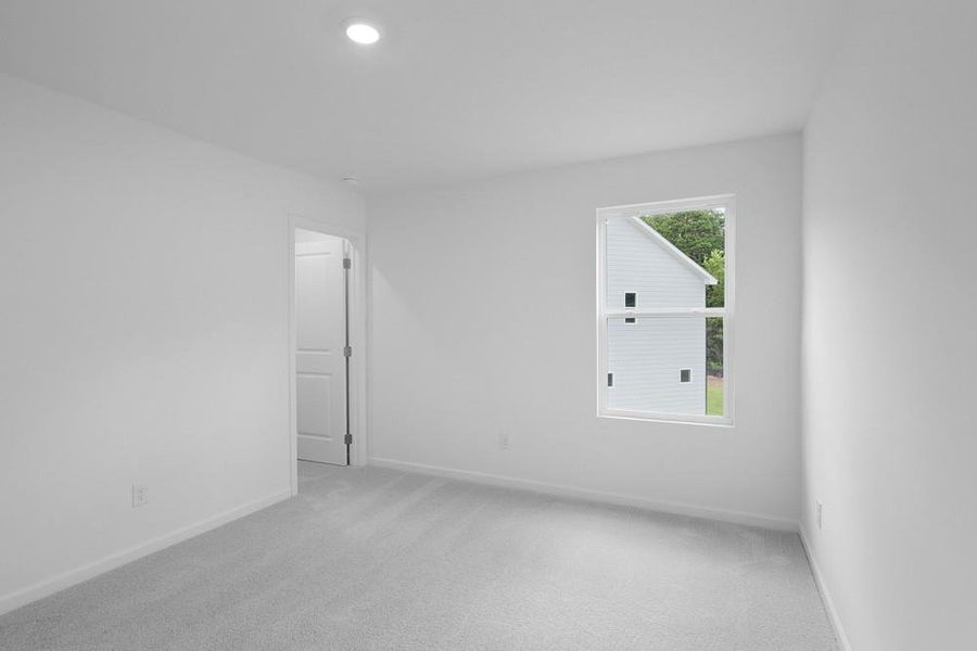 Image 11 of a home in Heritage River.