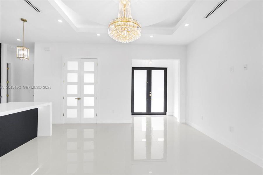 Spacious, unfurnished interior of a new home in , Lehigh Acres (Image 49).