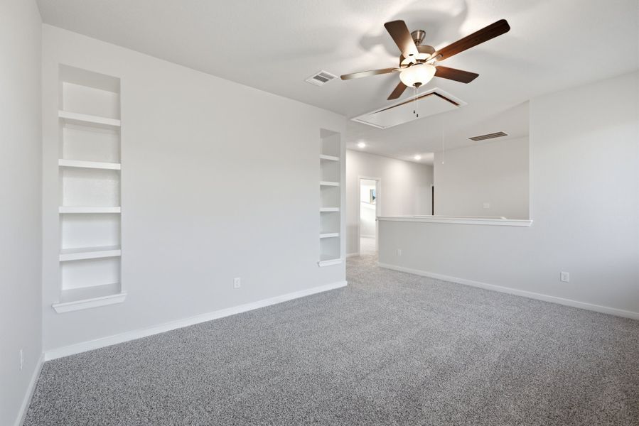 Spacious, unfurnished interior of a new home in Heartland at Creek Meadows, College Station (Image 8). Spacious, unfurnished interior of a new home in Heartland at Creek Meadows, College Station (Image 8).