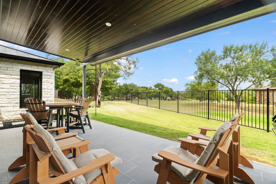 Image 33 of a home in . Image 33 of a home in .