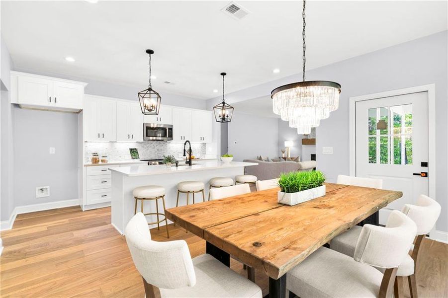 Furnished interior view inside a new home in , Gainesville (Image 14).