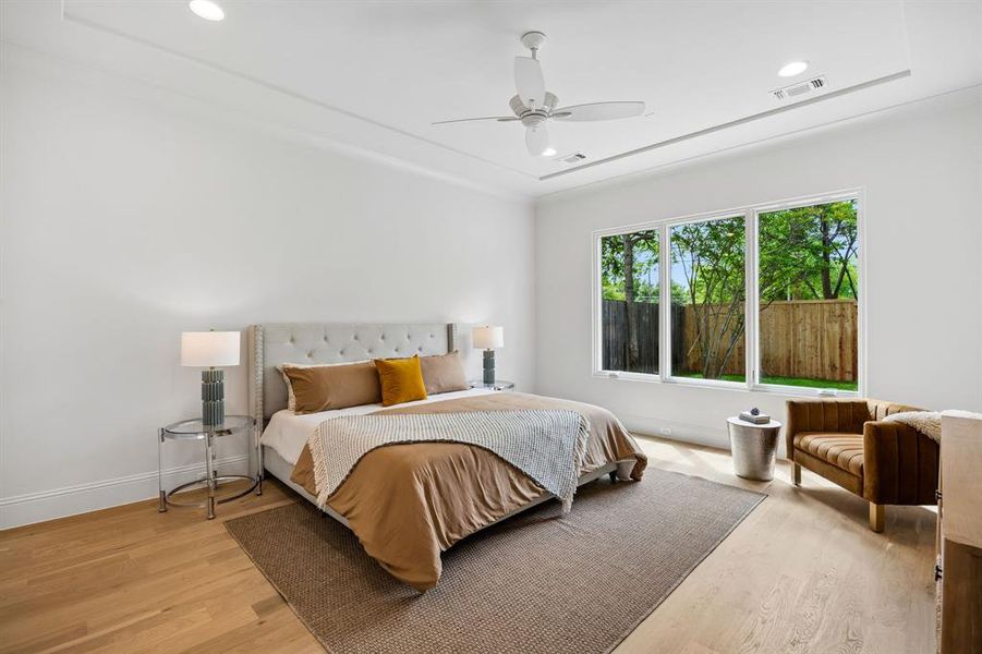 Furnished interior view inside a new home in , Dallas (Image 25). Furnished interior view inside a new home in , Dallas (Image 25).