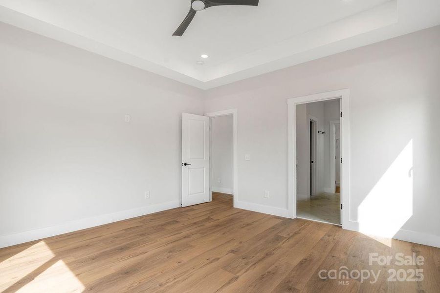 Spacious, unfurnished interior of a new home in , Lincolnton (Image 12).