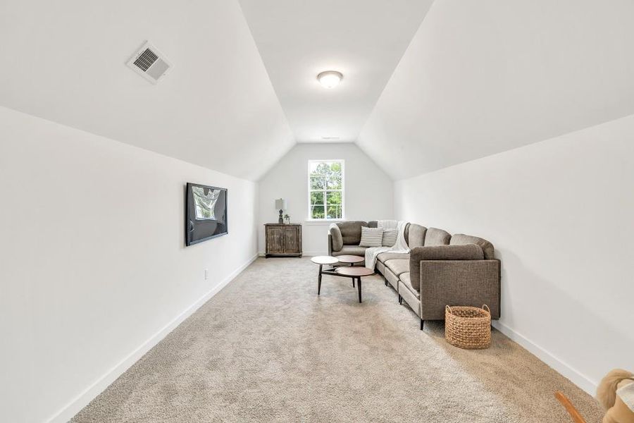 Furnished interior view inside a new home in Westlyn, Winder (Image 15).
