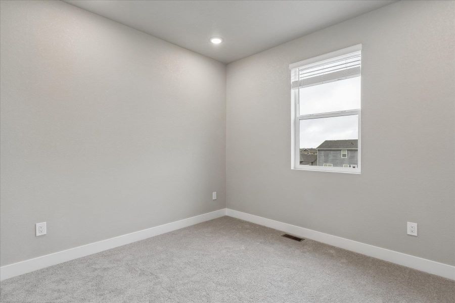 Spacious, unfurnished interior of a new home in Aspen Meadows, Colorado Springs (Image 28). Spacious, unfurnished interior of a new home in Aspen Meadows, Colorado Springs (Image 28).