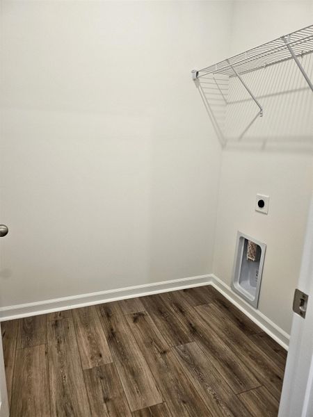 Spacious, unfurnished interior of a new home in Edgefield, Loris (Image 34).