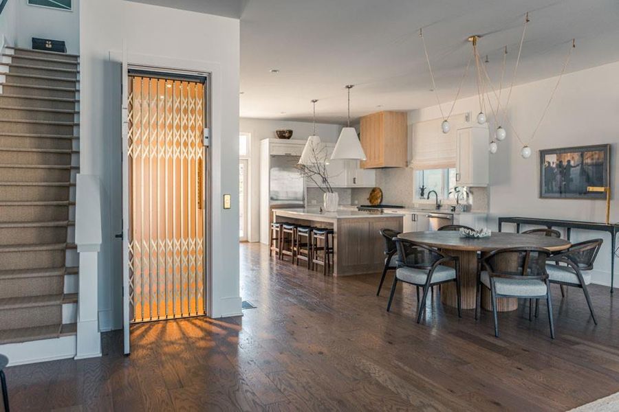 Furnished interior view inside a new home in , Palmetto (Image 18).