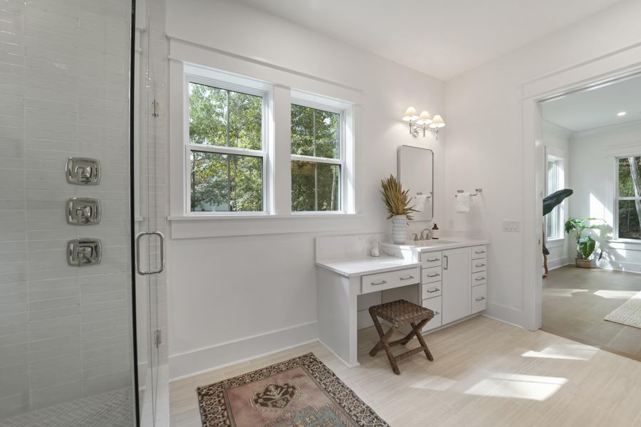 Furnished interior view inside a new home in , Hollywood (Image 46).