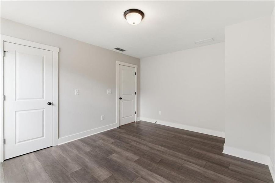 Spacious, unfurnished interior of a new home in Ferguson Corners, Emerson (Image 40).