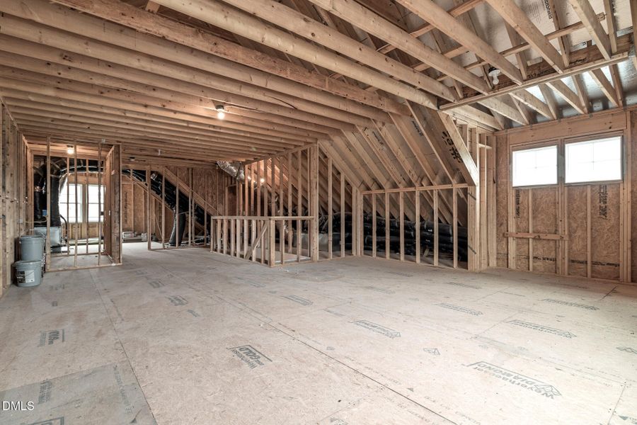 401_STABLE_VALLEY_INTERIOR_71