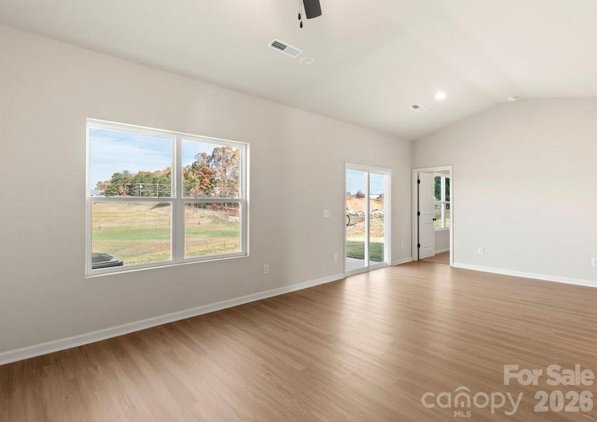 Spacious, unfurnished interior of a new home in Stagecoach Station, Gastonia (Image 7). Spacious, unfurnished interior of a new home in Stagecoach Station, Gastonia (Image 7).
