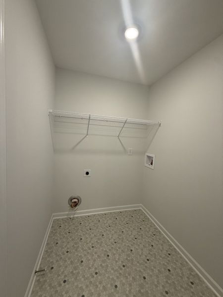 Spacious, unfurnished interior of a new home in Legacy Fields, Pleasant View (Image 11).