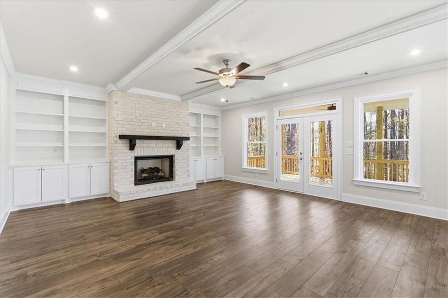 Spacious, unfurnished interior of a new home in Ford Landing, Acworth (Image 43).