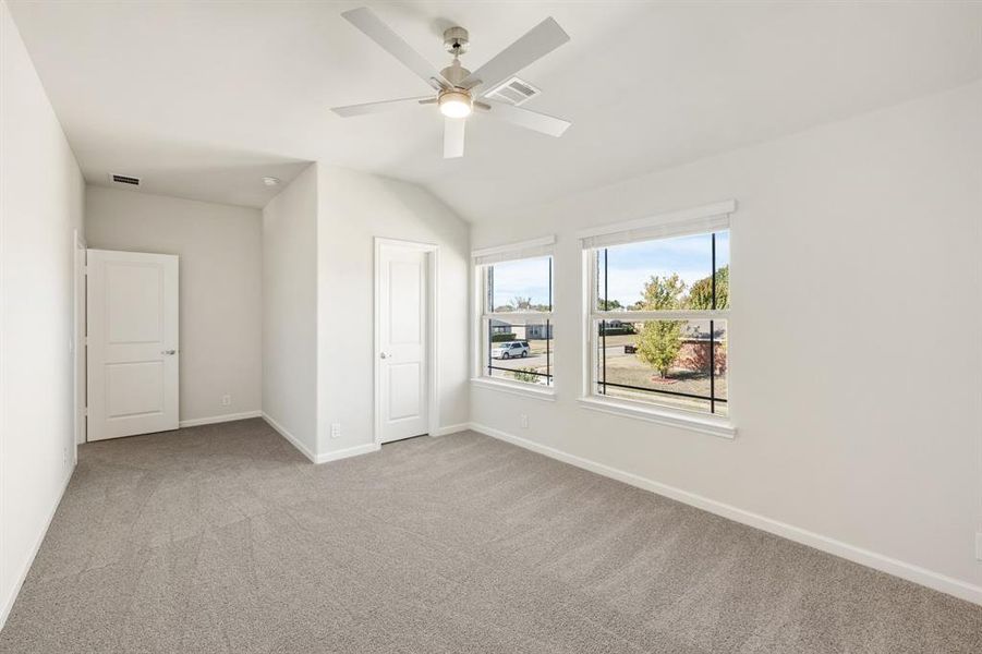 Spacious, unfurnished interior of a new home in Rolling Meadows, Lancaster (Image 19). Spacious, unfurnished interior of a new home in Rolling Meadows, Lancaster (Image 19).