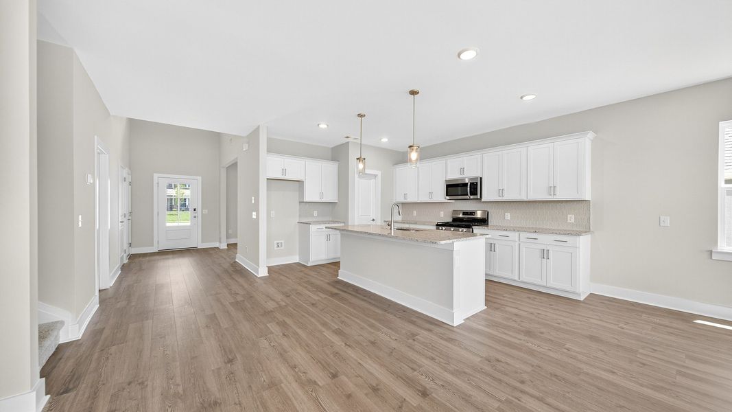 Furnished interior view inside a new home in McClure Farms, Columbia (Image 10).