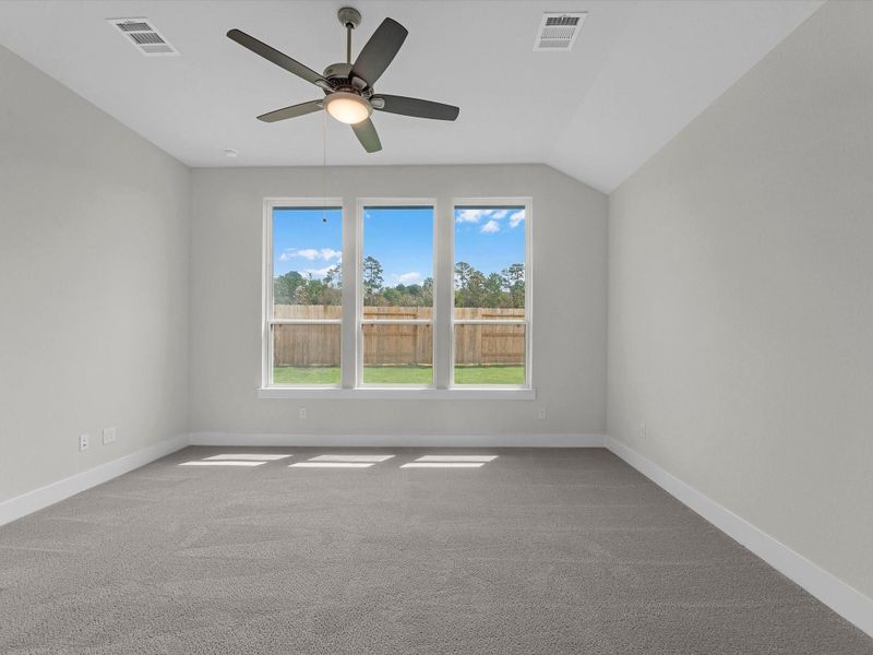 Spacious, unfurnished interior of a new home in Clopton Farms, Montgomery (Image 14).