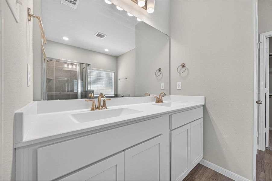 Furnished interior view inside a new home in Cypress Green, Hockley (Image 8).