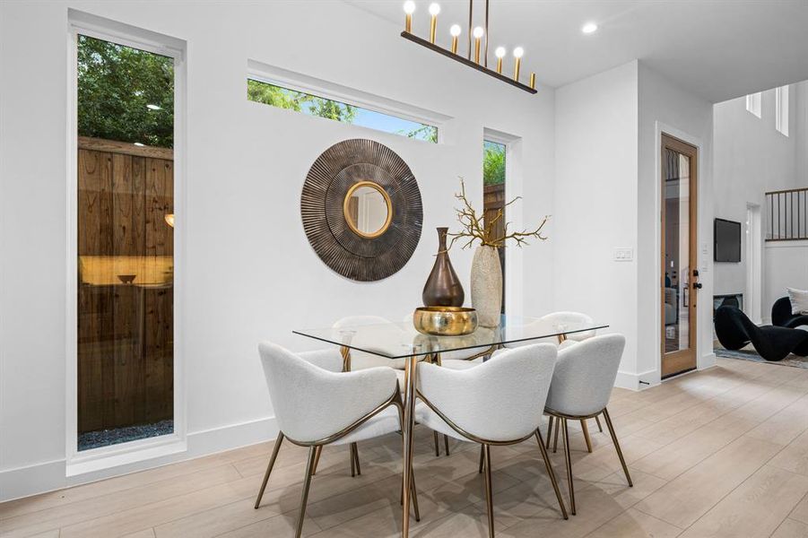 Furnished interior view inside a new home in , Dallas (Image 15). Furnished interior view inside a new home in , Dallas (Image 15).