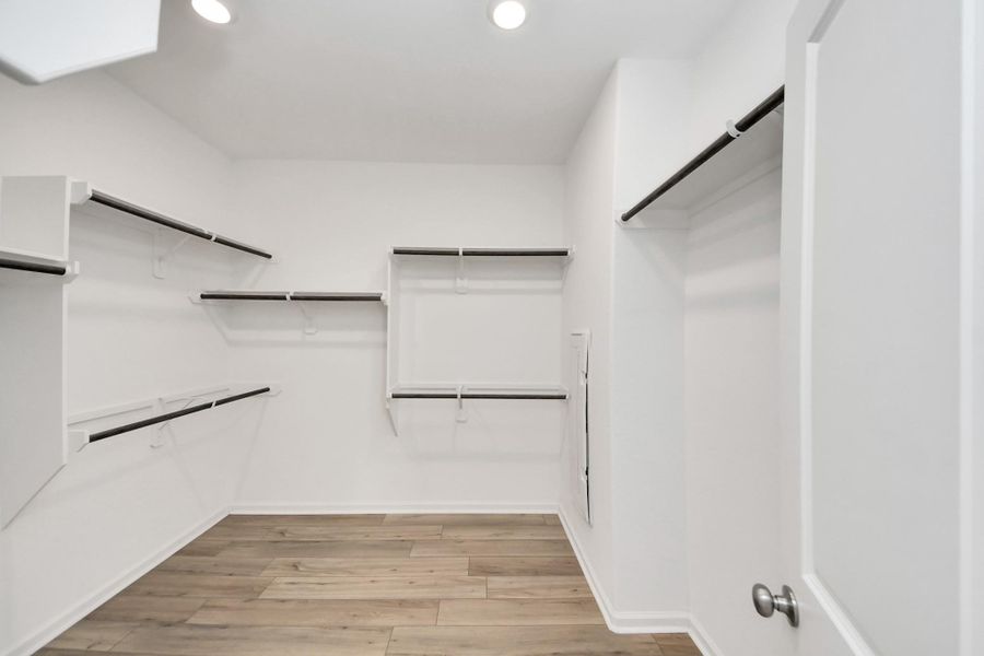 Spacious, unfurnished interior of a new home in Tavola: Fairway Collection, New Caney (Image 10).