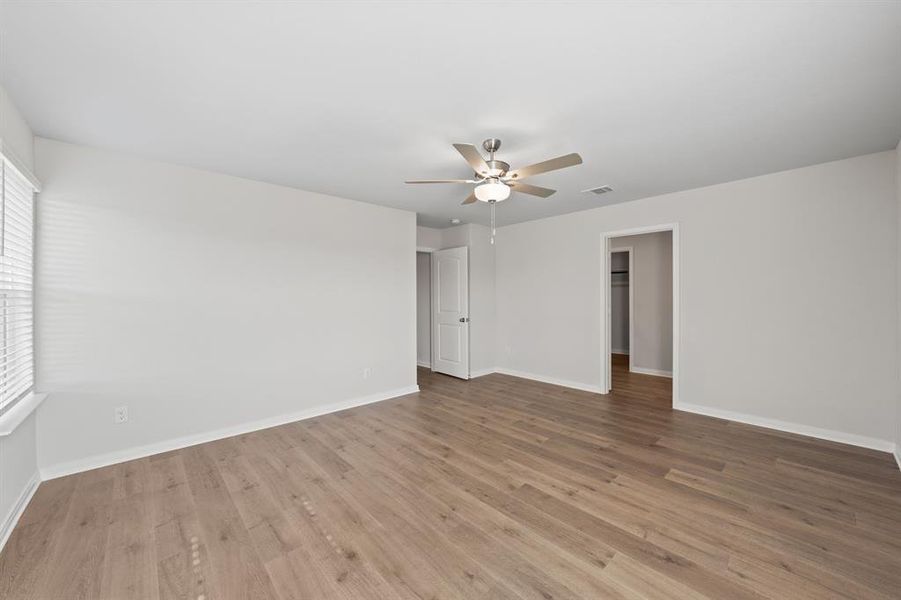 Spacious, unfurnished interior of a new home in Southaven, Hutchins (Image 5).