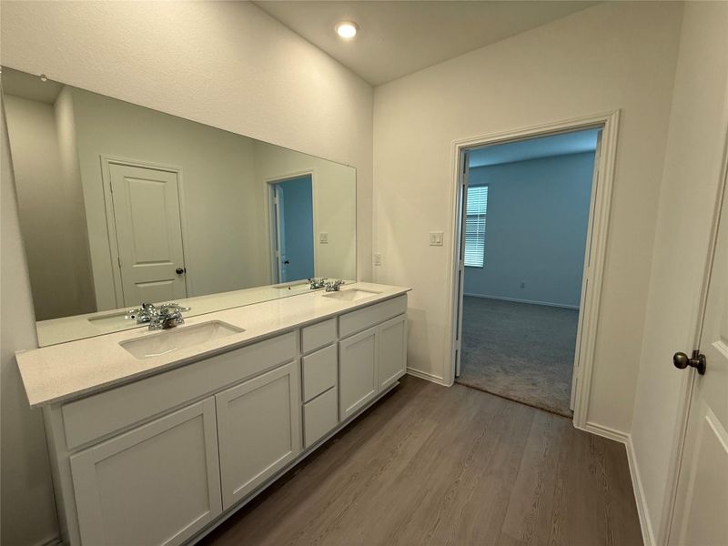 Furnished interior view inside a new home in Bertram Oaks: Classic Collection, Bertram (Image 10). Furnished interior view inside a new home in Bertram Oaks: Classic Collection, Bertram (Image 10).