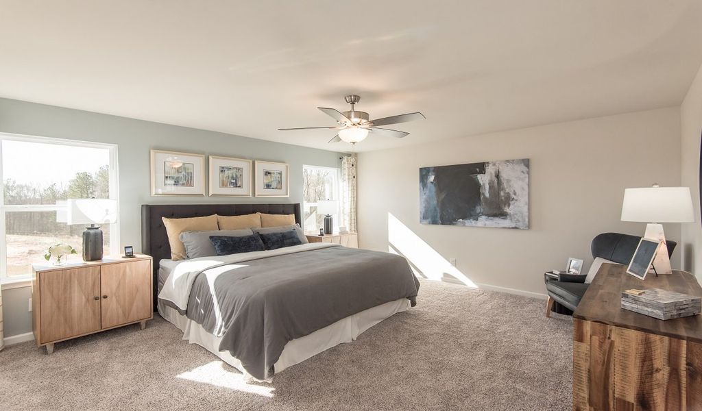 Furnished interior view inside a new home in Creekside at Oxford Park, Fairburn (Image 15).