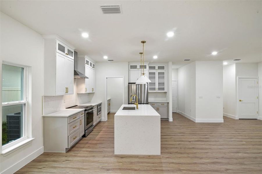 Image 53 of a home in .