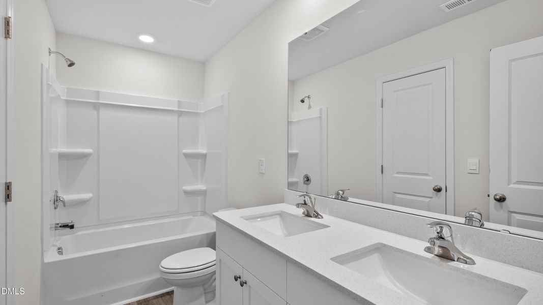 olive-branch-lot-99-030