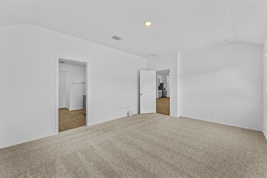 Spacious, unfurnished interior of a new home in Watermill, Uhland (Image 28). Spacious, unfurnished interior of a new home in Watermill, Uhland (Image 28).