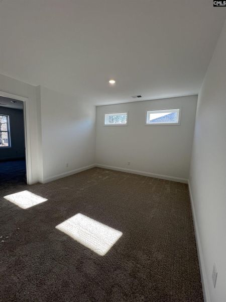 Spacious, unfurnished interior of a new home in Beach Forest, Sumter (Image 12).