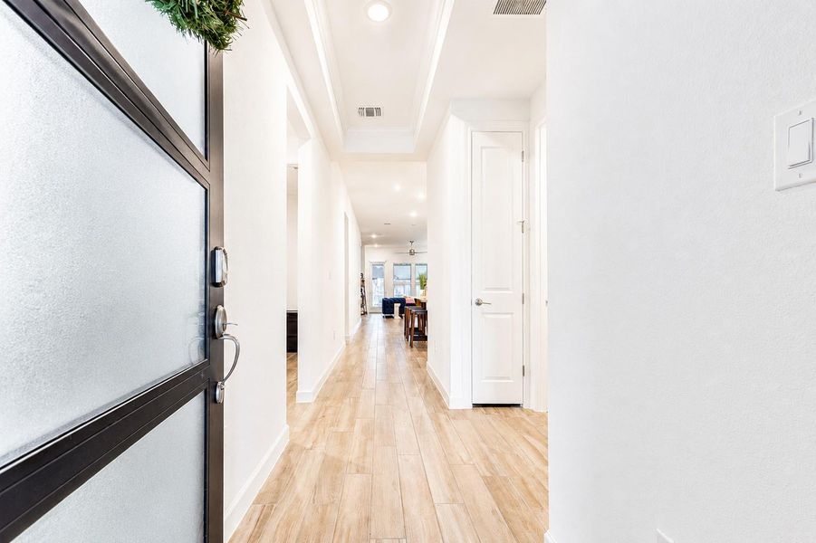 Spacious, unfurnished interior of a new home in Katy Court, Katy (Image 20).