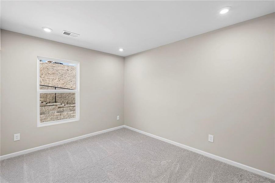 Spacious, unfurnished interior of a new home in Villas at Gold Creek, Dawsonville (Image 17).